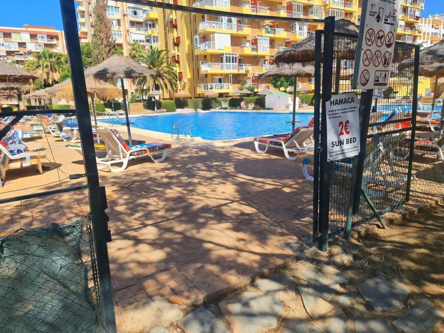 Estudio Aguila Prive Aceptamos Mascotas Benalmádena Kültér fotó